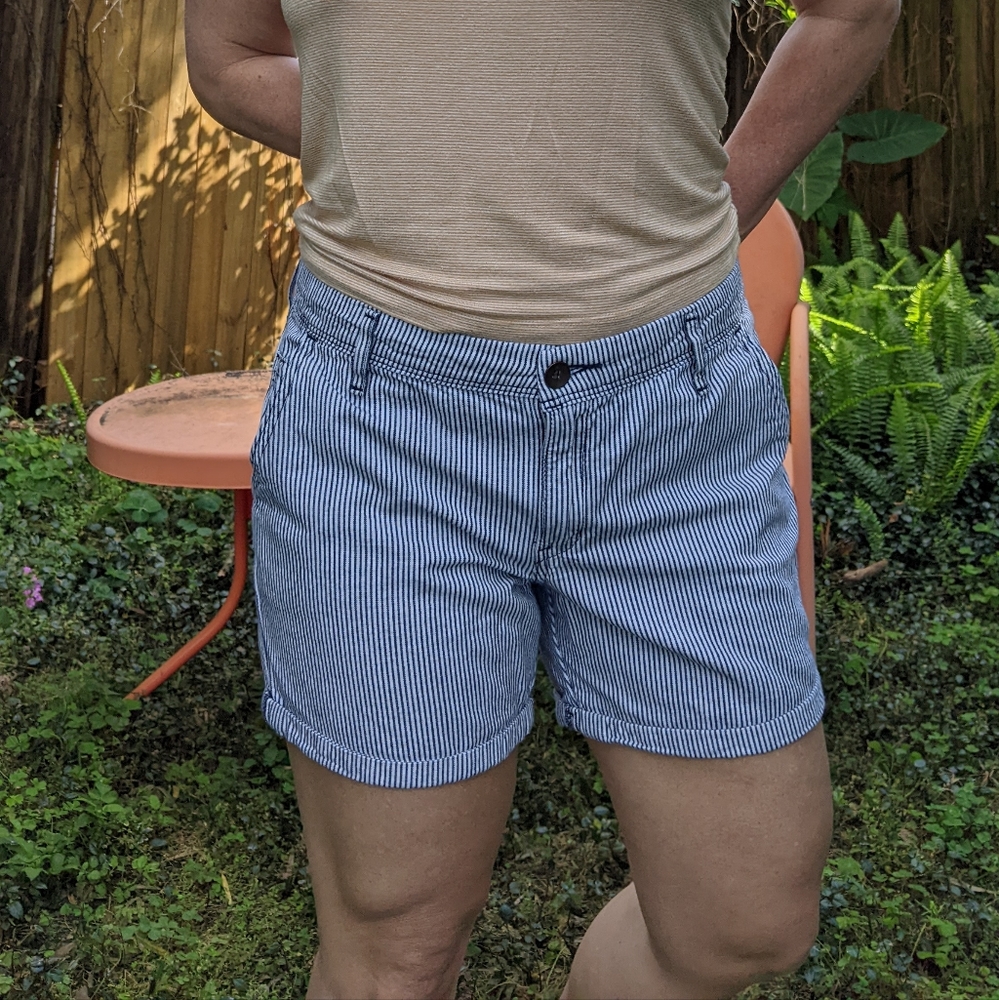 Navy Blue & White Railroad Stripe Cuffed Cotton Shorts | Levi's